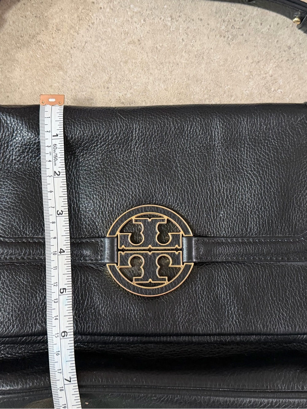 Tory Burch Amanda Crossbody. Gently Used. Black leather. - Picture 3 of 11